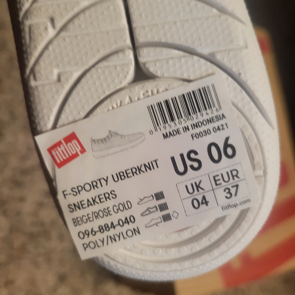 Fitflop Women's Knit Lace-Up Sneakers in Beige/Rose Gold.New in box - Picture 6 of 8